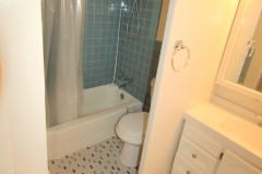 922TwentyFourthStNW620-Bath