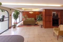 922TwentyFourthStNW810-4-Lobby